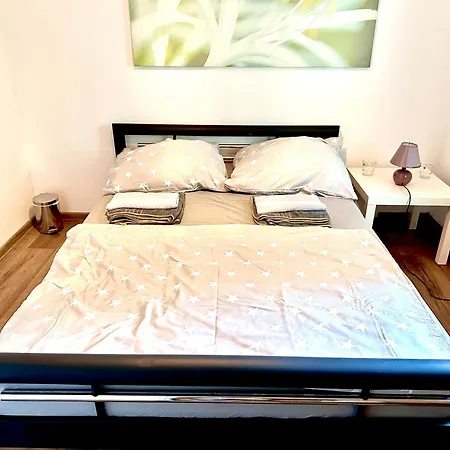 Jasmin B Hostel